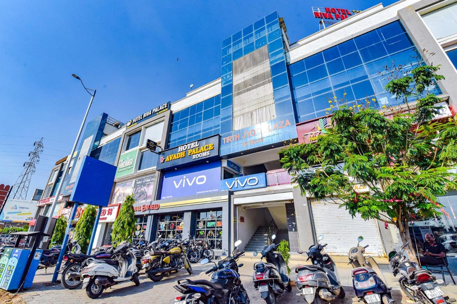 Hotel Avadh Palace, Subhash Bridge, Rto Circle, Ahmadábád Exteriér fotografie